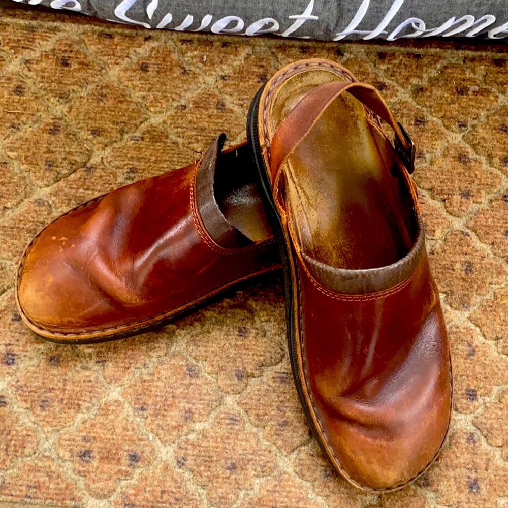 Men’s Naot Glacier Clog. European size 45, US 11.
